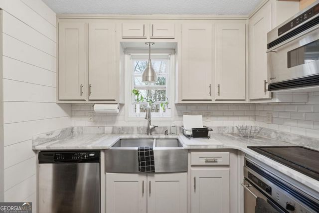 105 Rivermist Drive, Covington, GA 30014