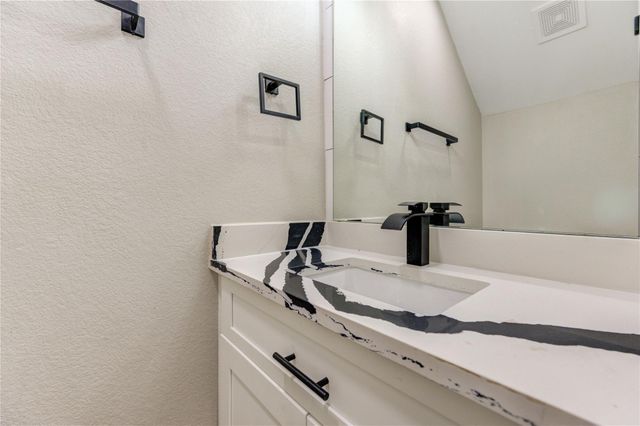 7201 Edmont Lane, Houston, TX 77088