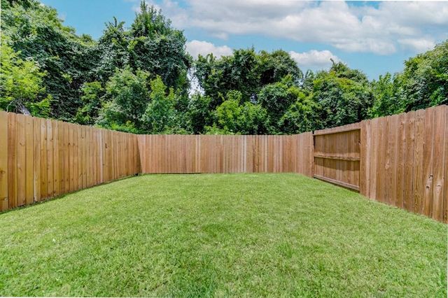 7201 Edmont Lane, Houston, TX 77088
