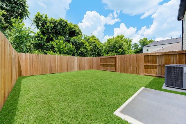 7201 Edmont Lane, Houston, TX 77088