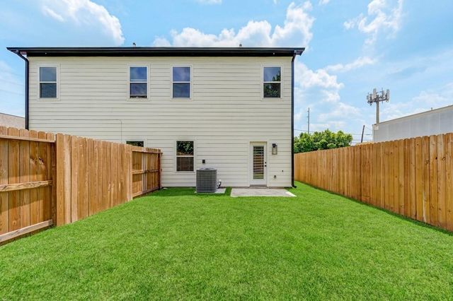 7201 Edmont Lane, Houston, TX 77088