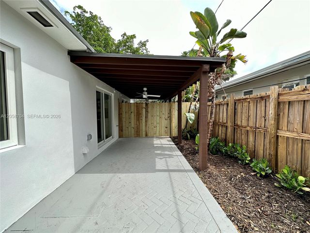 12125 NE 7th Avenue 1, North Miami, FL 33161