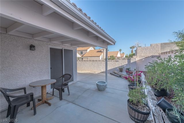 7409 Winter Garden Court, Las Vegas, NV 89145