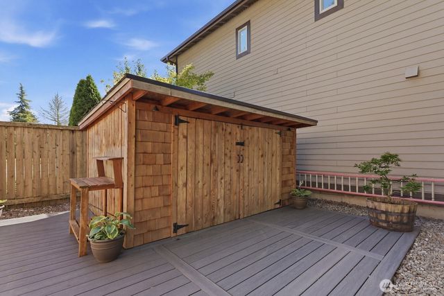 4579 327th Place NE, Carnation, WA 98014
