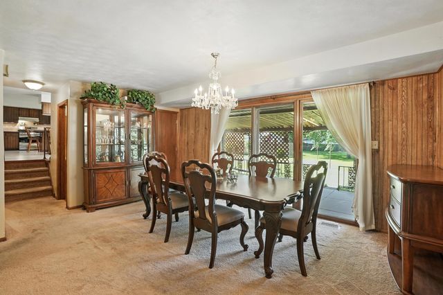 1246 River Drive, Munster, IN 46321