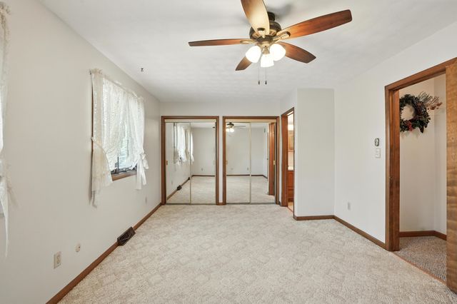 1246 River Drive, Munster, IN 46321