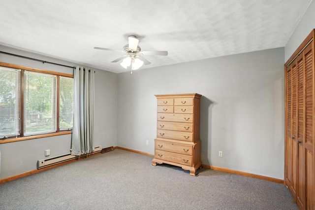 1246 River Drive, Munster, IN 46321