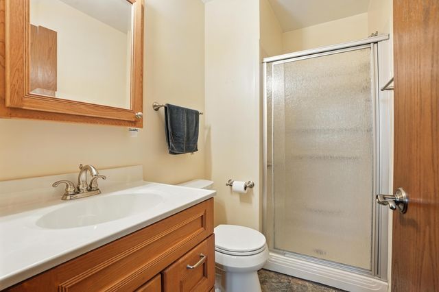 1246 River Drive, Munster, IN 46321