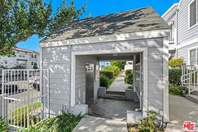 1229 W 223rd Street 113, Torrance, CA 90502