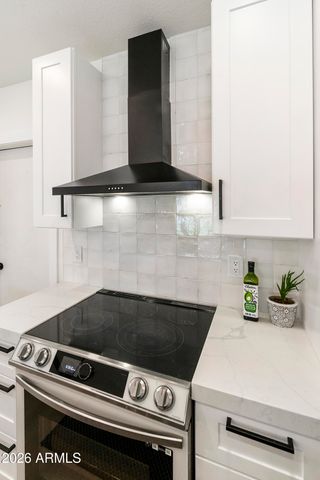 351 W AMOROSO Drive, Gilbert, AZ 85233