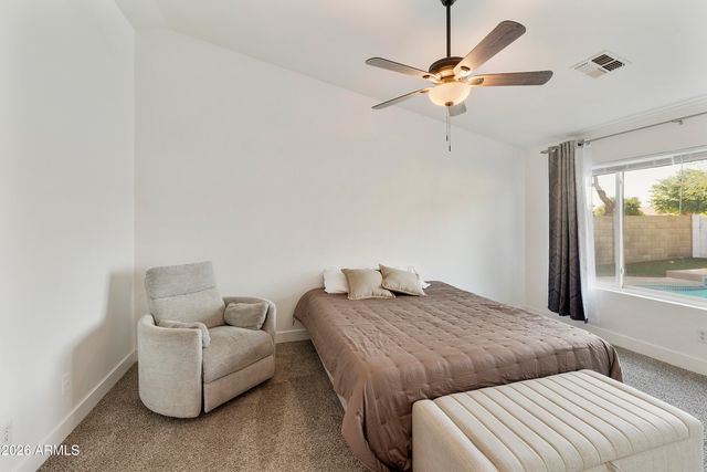 351 W AMOROSO Drive, Gilbert, AZ 85233