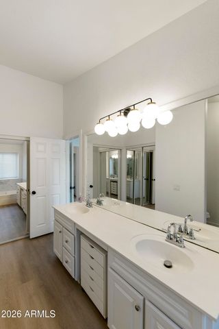 351 W AMOROSO Drive, Gilbert, AZ 85233