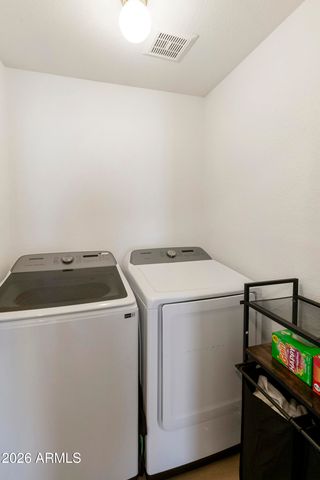 351 W AMOROSO Drive, Gilbert, AZ 85233