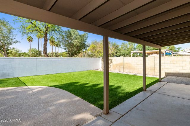351 W AMOROSO Drive, Gilbert, AZ 85233