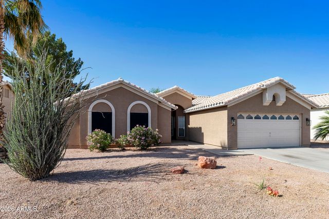 351 W AMOROSO Drive, Gilbert, AZ 85233