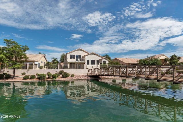 351 W AMOROSO Drive, Gilbert, AZ 85233