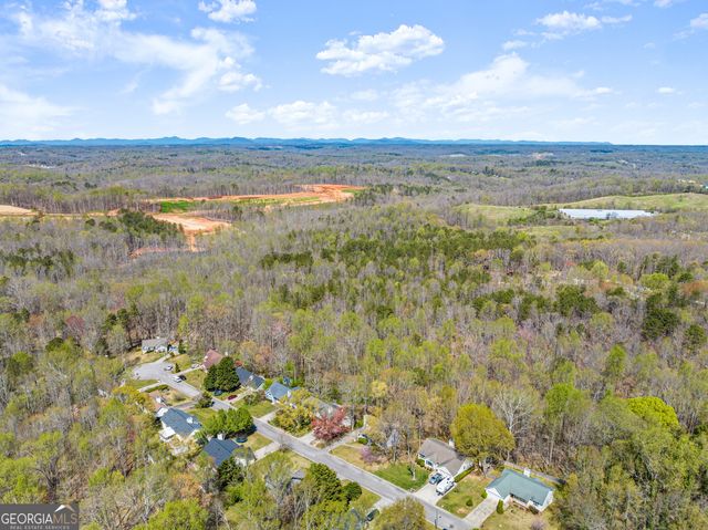 3044 Saddle Creek Drive, Gainesville, GA 30507