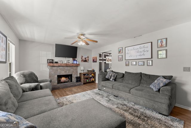 3044 Saddle Creek Drive, Gainesville, GA 30507