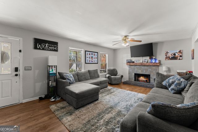 3044 Saddle Creek Drive, Gainesville, GA 30507