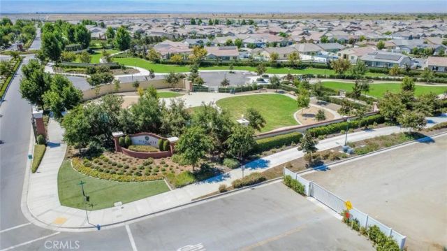 14308 Addleston Lane, Bakersfield, CA 93311