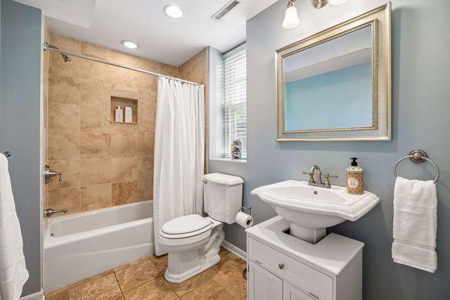 3945 Xerxes Avenue S, Minneapolis, MN 55410