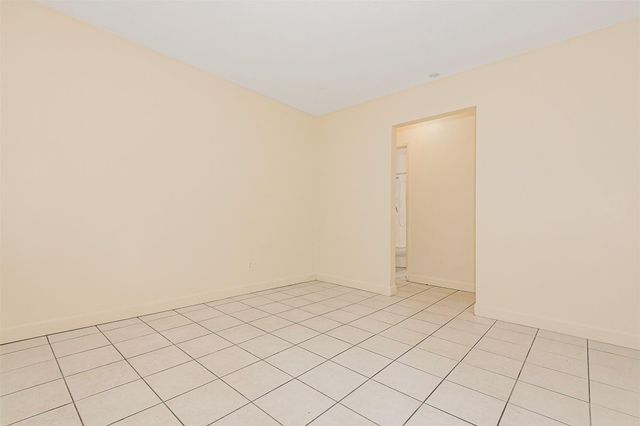 2581 NE 11TH CT, Pompano Beach, FL 33062