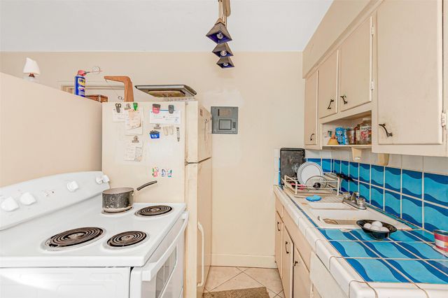 2581 NE 11TH CT, Pompano Beach, FL 33062