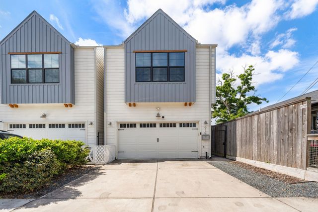 929 Nadine Street, Houston, TX 77009