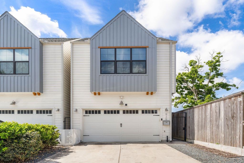 929 Nadine Street, Houston, TX 77009