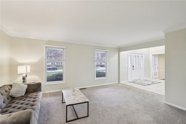 20393 Wildwood Lane, Strongsville, OH 44149