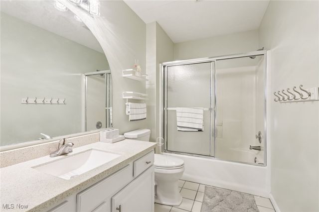 20393 Wildwood Lane, Strongsville, OH 44149