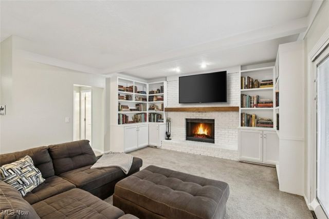 20393 Wildwood Lane, Strongsville, OH 44149