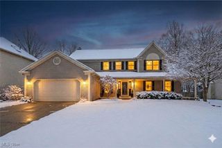 20393 Wildwood Lane, Strongsville, OH 44149