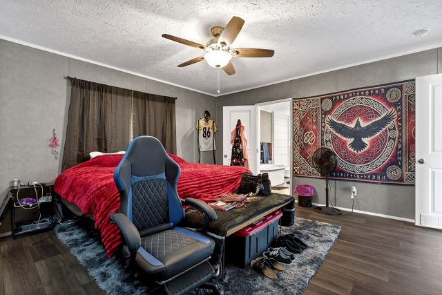 145 Two Hawks Ln, Hilham, TN 38568