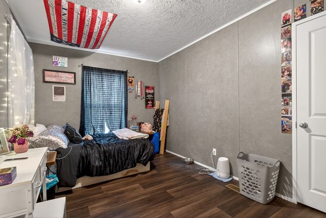 145 Two Hawks Ln, Hilham, TN 38568