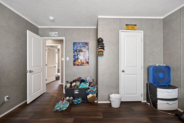 145 Two Hawks Ln, Hilham, TN 38568