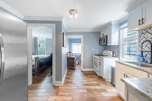 6032 W 28th Street, Cicero, IL 60804