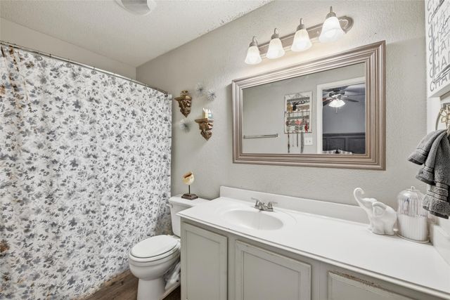 5728 Giddyup Lane, Fort Worth, TX 76179