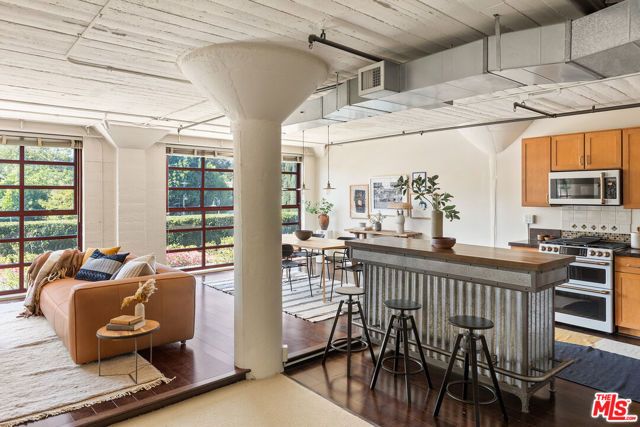 812 Fremont Avenue 202, South Pasadena, CA 91030