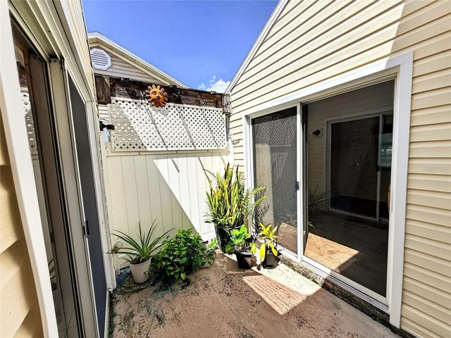 3886 40TH AVENUE W, Bradenton, FL 34205