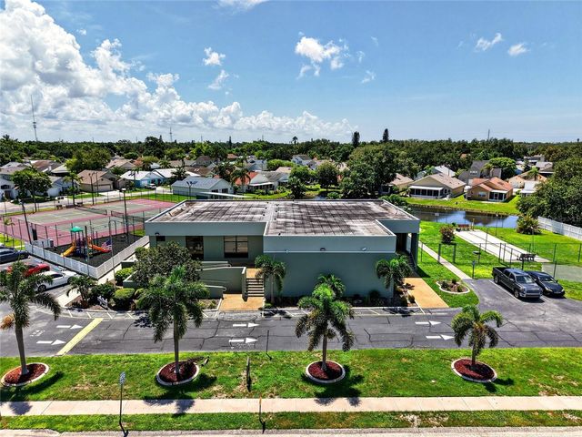 3886 40TH AVENUE W, Bradenton, FL 34205