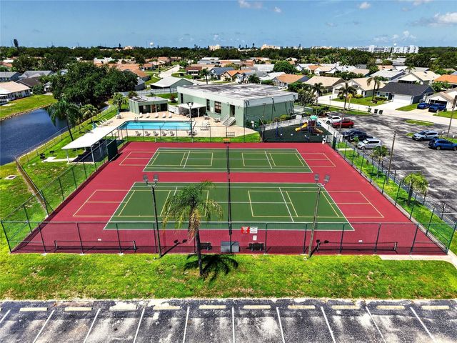 3886 40TH AVENUE W, Bradenton, FL 34205