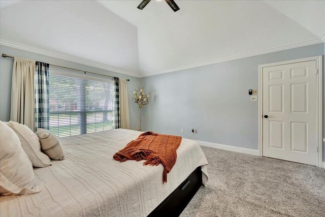 15402 Willow Shores Drive, Houston, TX 77062