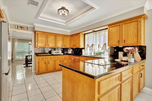 15402 Willow Shores Drive, Houston, TX 77062