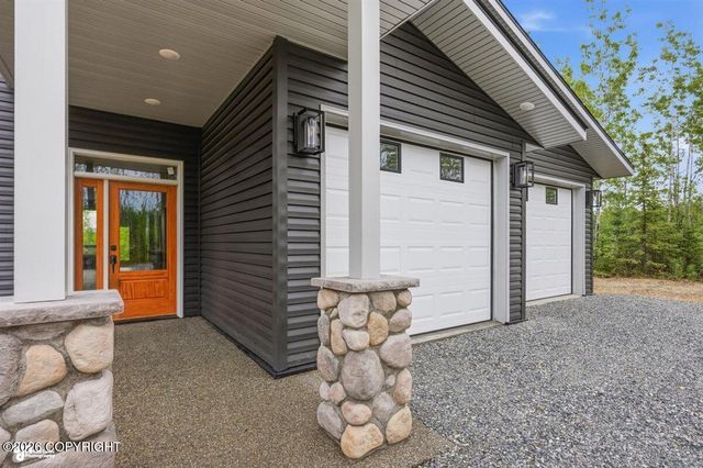 1557 S Birch Lake Drive, Big Lake, AK 99652