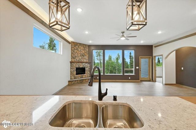1557 S Birch Lake Drive, Big Lake, AK 99652