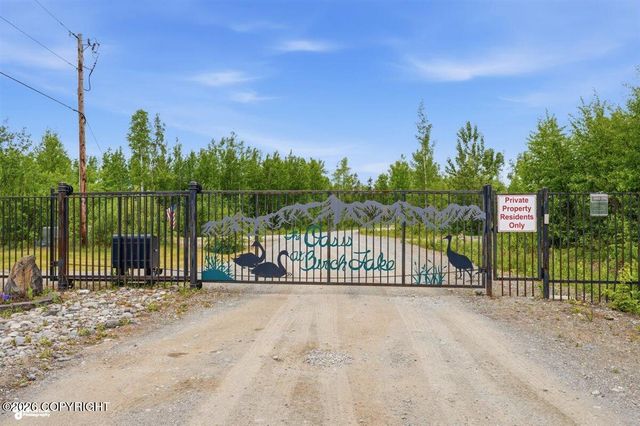 1557 S Birch Lake Drive, Big Lake, AK 99652