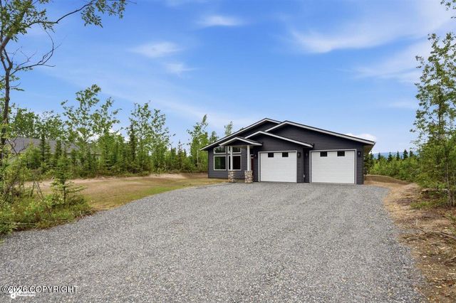 1557 S Birch Lake Drive, Big Lake, AK 99652