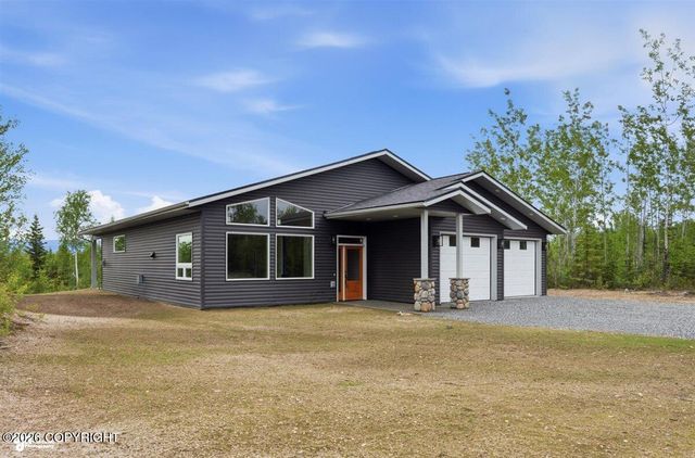 1557 S Birch Lake Drive, Big Lake, AK 99652