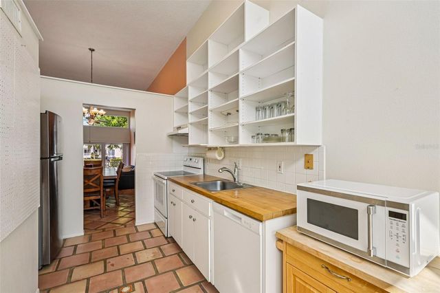 3701 EAST BAY DRIVE 5, Holmes Beach, FL 34217